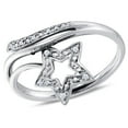 thumbnail image 1 of Bague étoile de mode en or blanc 10k avec diamants accentués, 1 of 2
