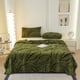 thumbnail image 4 of Manta Estampada de Hoja de Plátano 100x150cm Poliéster Suave y Grueso Ligera Franela Cálida para Sofá o Dormitorio Siesta Relajación, Verde/Blanco/Marrón, 4 of 6