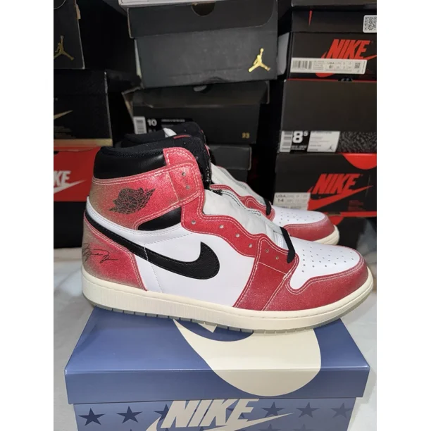 Size 13 - Jo r-dan 1 Retro High OG SP x Trophy Room F&F Chicago 2020