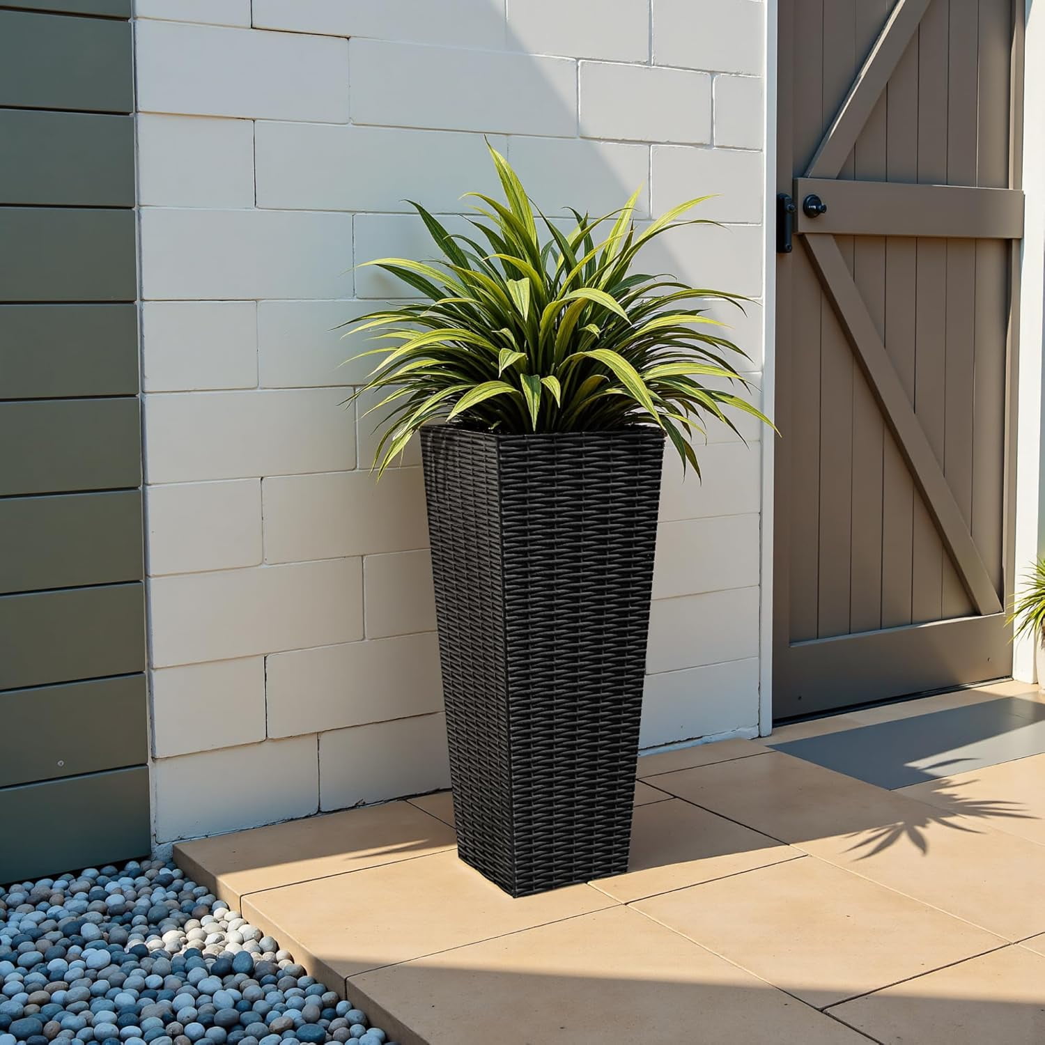 YounGG Lane Set of 2 Resin Rattan Tall Planters for Outdoor Plants, Large Tapered Planters with Drainage Holes&Inner Trays, Flower Pots for Garden, Patio, Porch, Backyard (Black, 24'')