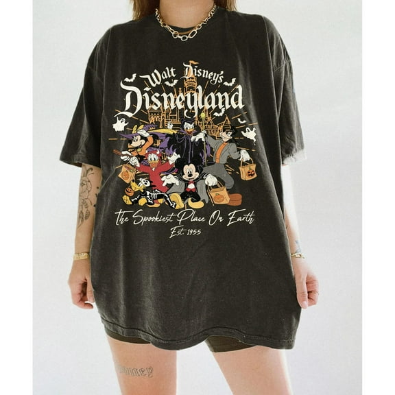 Vintage Walt Disney'S Disneyland Halloween Shirt, Disneyland Halloween Shirt, Mickey And Friends Hal, Unisex Tshirt New|Funny Birthday Cotton Tee Vintage Gift For Men Women