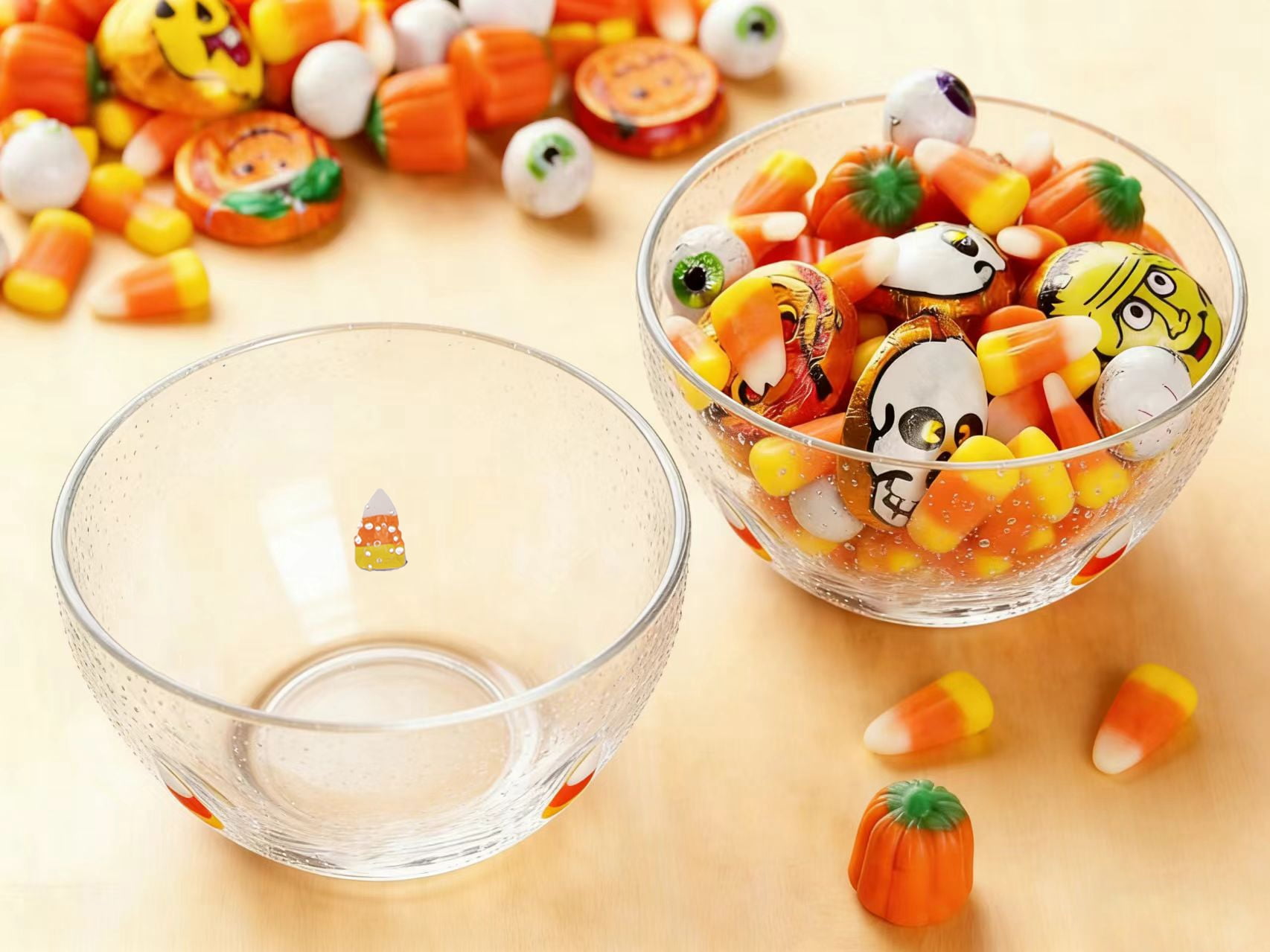 Way To Celebrate Clear Bubble Glass Bowl Set with Candy Corn Charms, 2 Pack, 13.5 oz