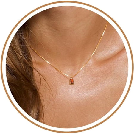 Leaf Women's Diamond Necklace 14K Gold Plated Emerald Birthstone Necklace for Women Exquisite Gold Necklace Blue-Green Cubic Zirconia Pendant Necklace Women's Birthday Gift Jewelry