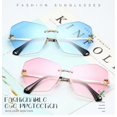 thumbnail image 2 of Gafas de sol rectangulares para mujer y hombre, modernas, estilo retro, de los años 90, cuadradas, con protección UV, color piel, 2 of 4
