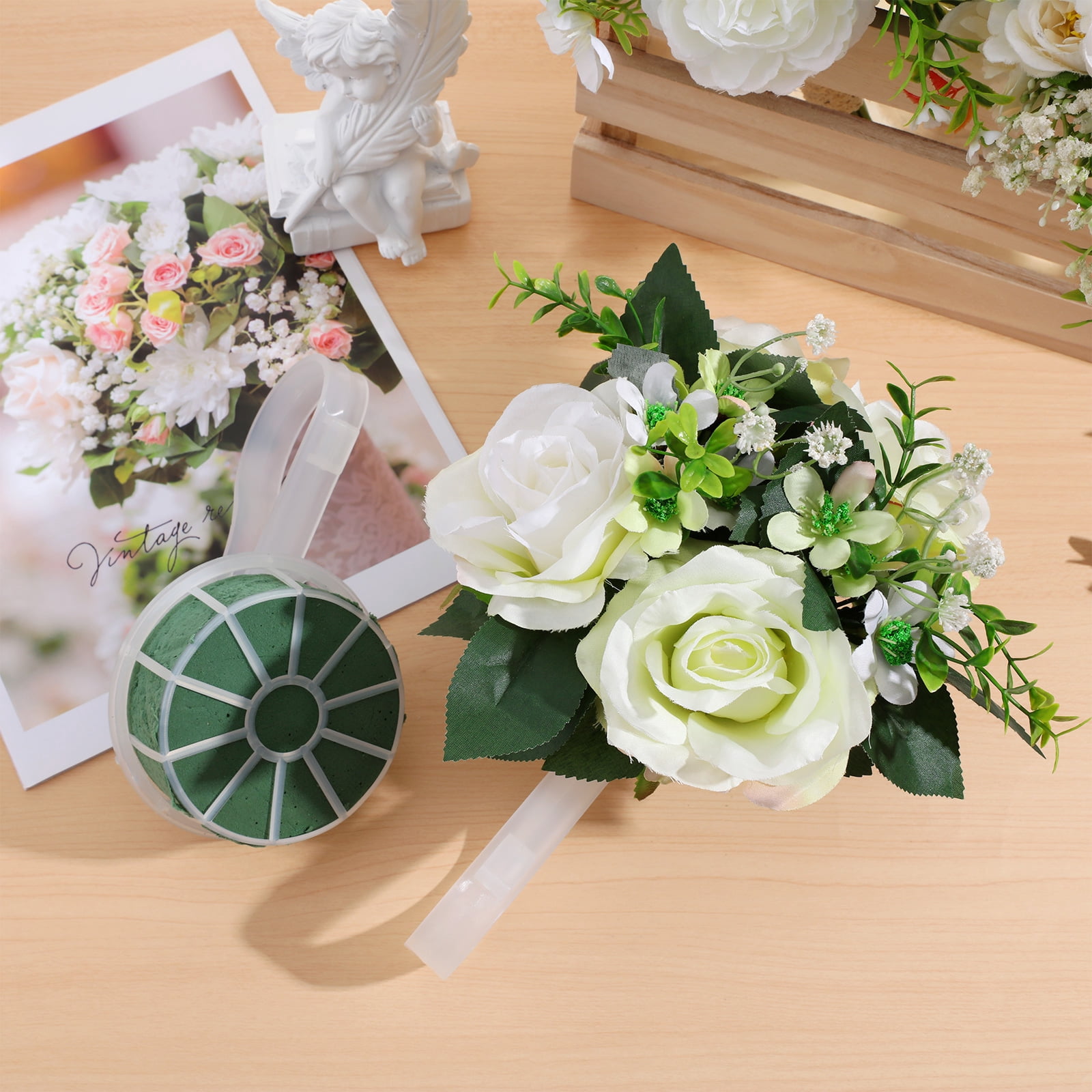 Amosfun Plastic Bridal Bouquet Holder Green Wedding Floral Handle for Pet Use 4Pcs