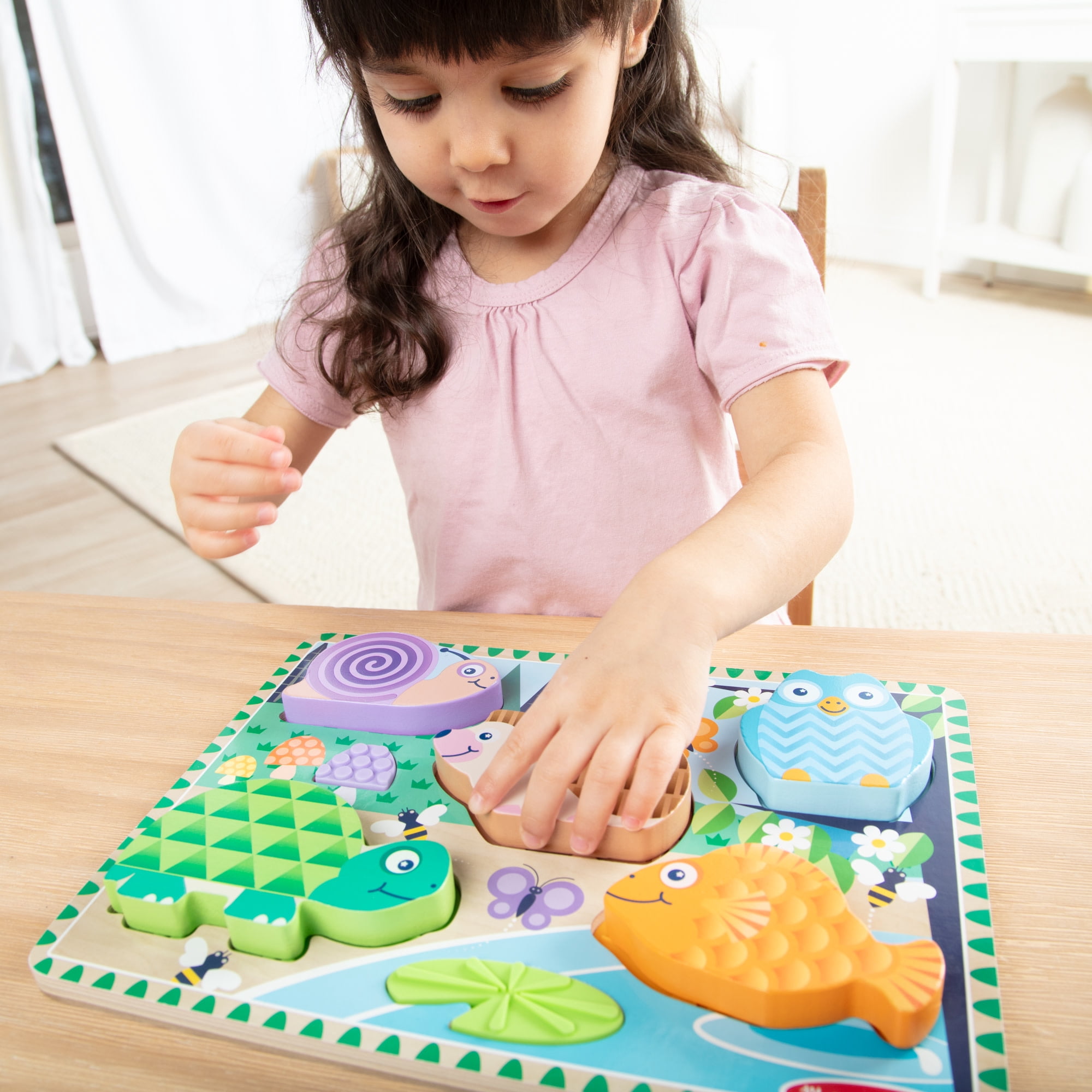 Melissa & Doug Forest Friends Touch & Feel Wooden Puzzle, 5-Piece Chunky Toddler Puzzle with Animals & Textured Silicone Puzzle Board Inlays for Ages 2+
