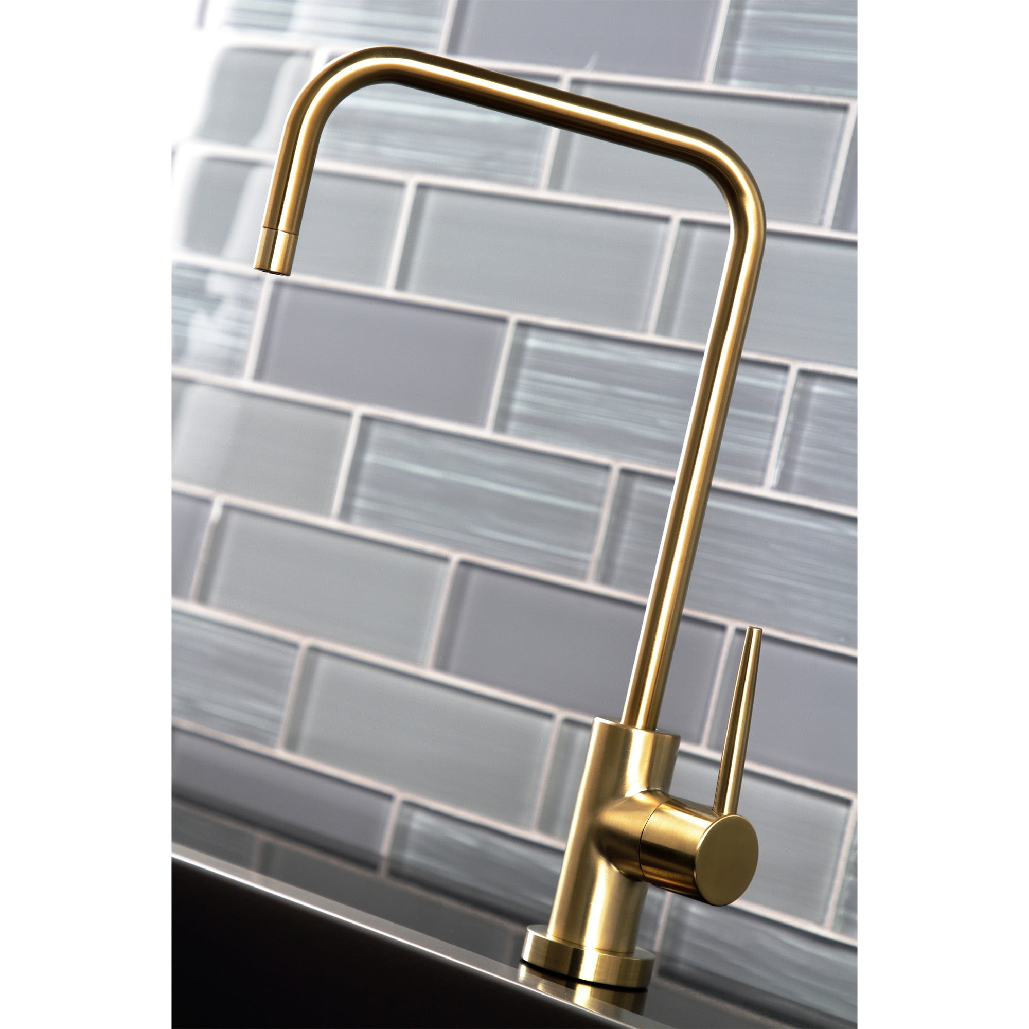 Kingston Brass KS6197NYL New York Single-Handle 1-Hole Deck Mount Water Filtration Faucet in Brushed Brass