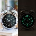 thumbnail image 4 of Reloj despertador clásico de metal con esfera visible en condiciones de poca luz y tono de llamada claro | Alarma de doble campana a pilas para dormitorio, escritorio, 4 of 7