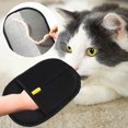 thumbnail image 4 of Gant de Retrait de Poils d'Animaux Outil Électrostatique de Retrait de Poils d'Animaux Gants de Toilettage Réutilisables pour Canapé Meubles Tapis et Siège Auto, 4 of 5