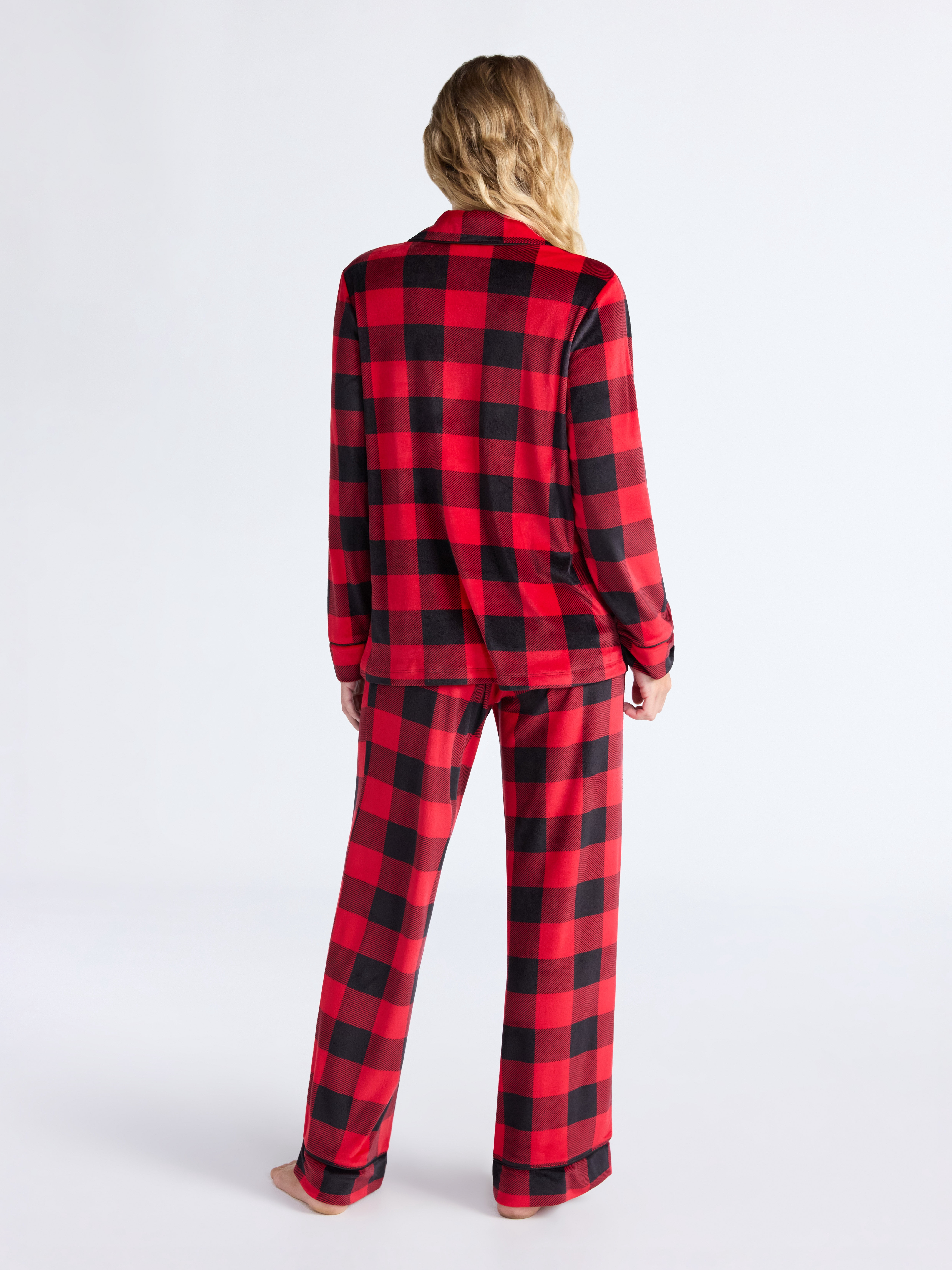 Joyspun Women’s Stretch Velour Notch Collar Long Sleeve Pajama Set, Sizes XS to 4X