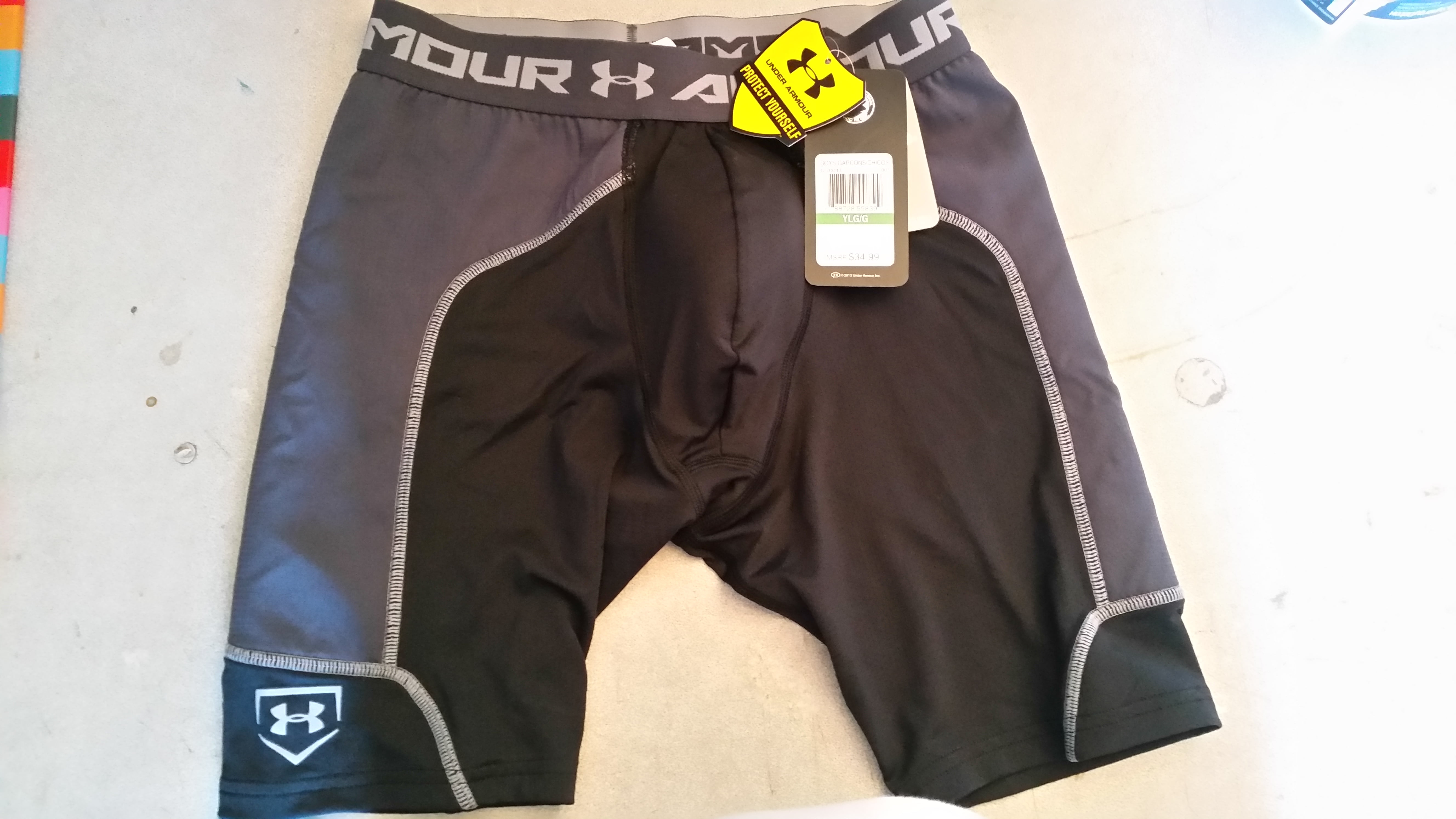 under armour baseball compression shorts