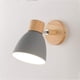 thumbnail image 1 of Lámpara de pared giratoria para interiores, aplicación universal, aplique de pared de madera y metal de estilo nórdico con interfaz estándar internacional E27, adecuada para cocina, pasillo, comedor,, 1 of 3