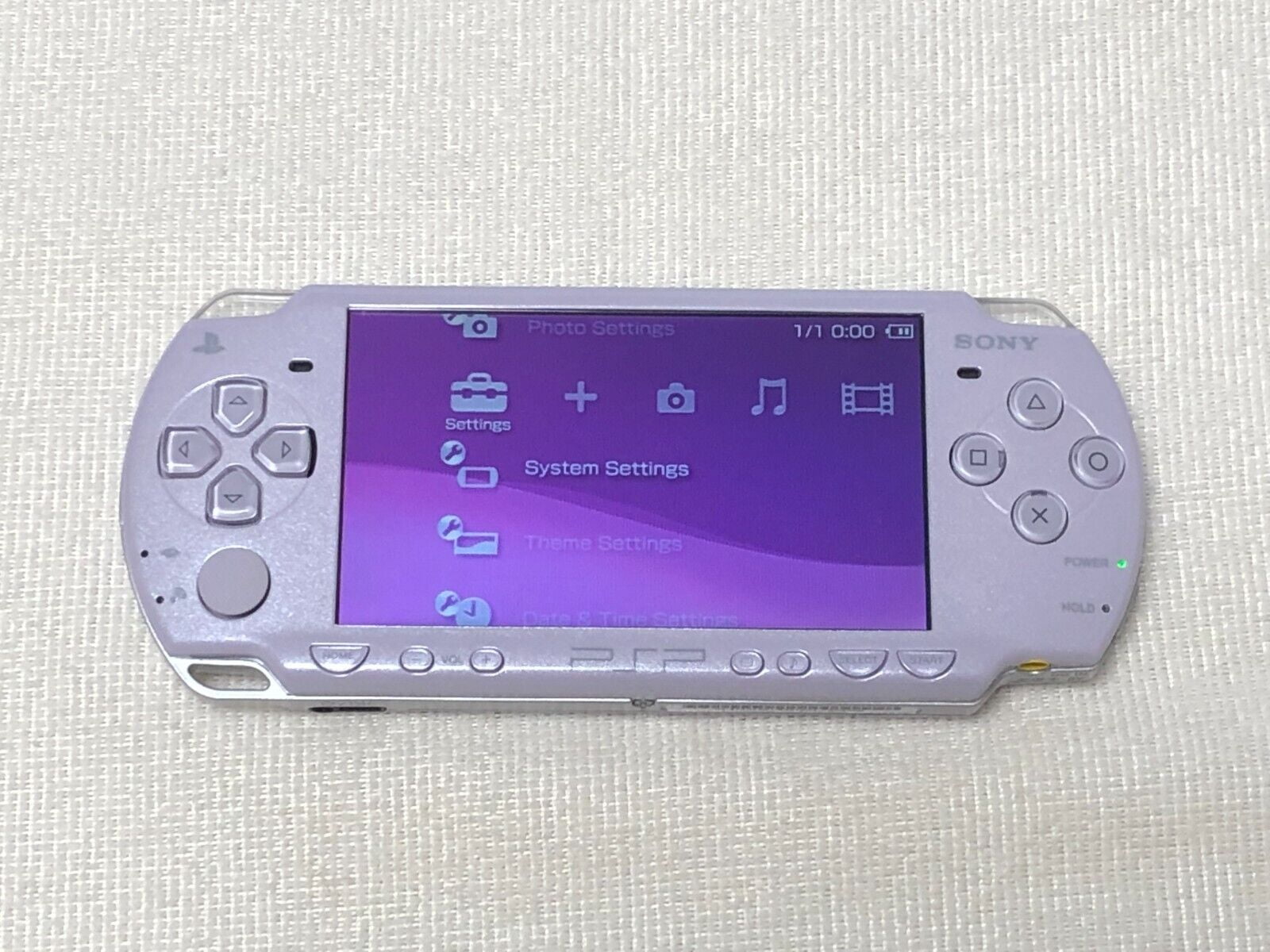 Sony Playstation Portable PSP 2000 Lavender Used