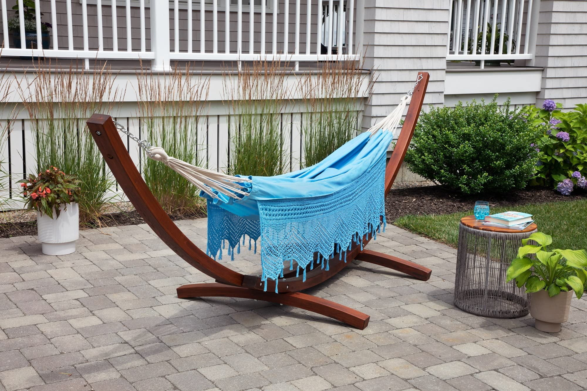Sol Living Bahia Brazilian Patio Hammock Crochet Cotton Hammock Double Hammock for Two People Outdoor Patio Swing Chair Hand Woven Mayan Hammock Use Inside Outside Backyard Decor Porch Swing - Blue