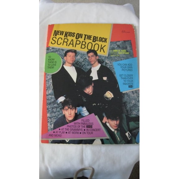 Pre-Owned New Kids on the Block Scrapbook (Paperback) 0874499623 9780874499629