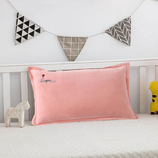 TIMIFIS Polyester Pillowcase, Plushs Pillowcases for Winter Velvet Pillowcases Simples Embroidered Pillowcases Home Bedding Warm Plushs Pillowcases 18.90X29.13 Inch Home Decor