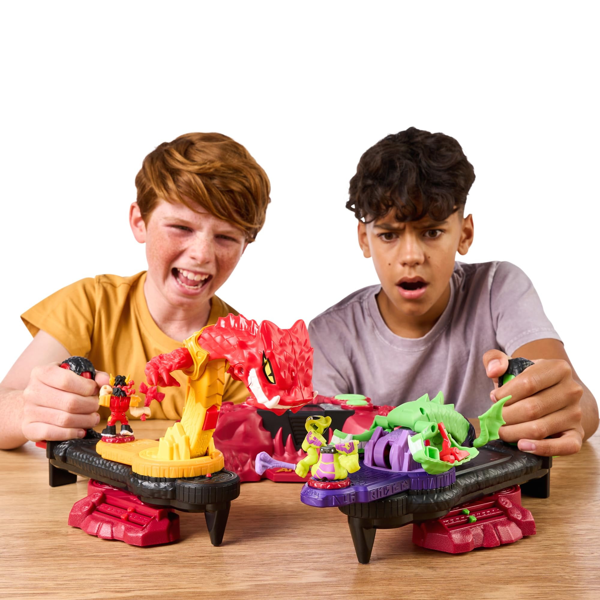 Akedo Beast Strike Serpent Fury Arena with 40+ Real Sound Effects And Lights, Ages 6+