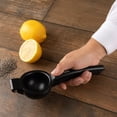 thumbnail image 3 of Exprimidor de Limones VASCONIA Esencial de Aluminio negro, 3 of 8