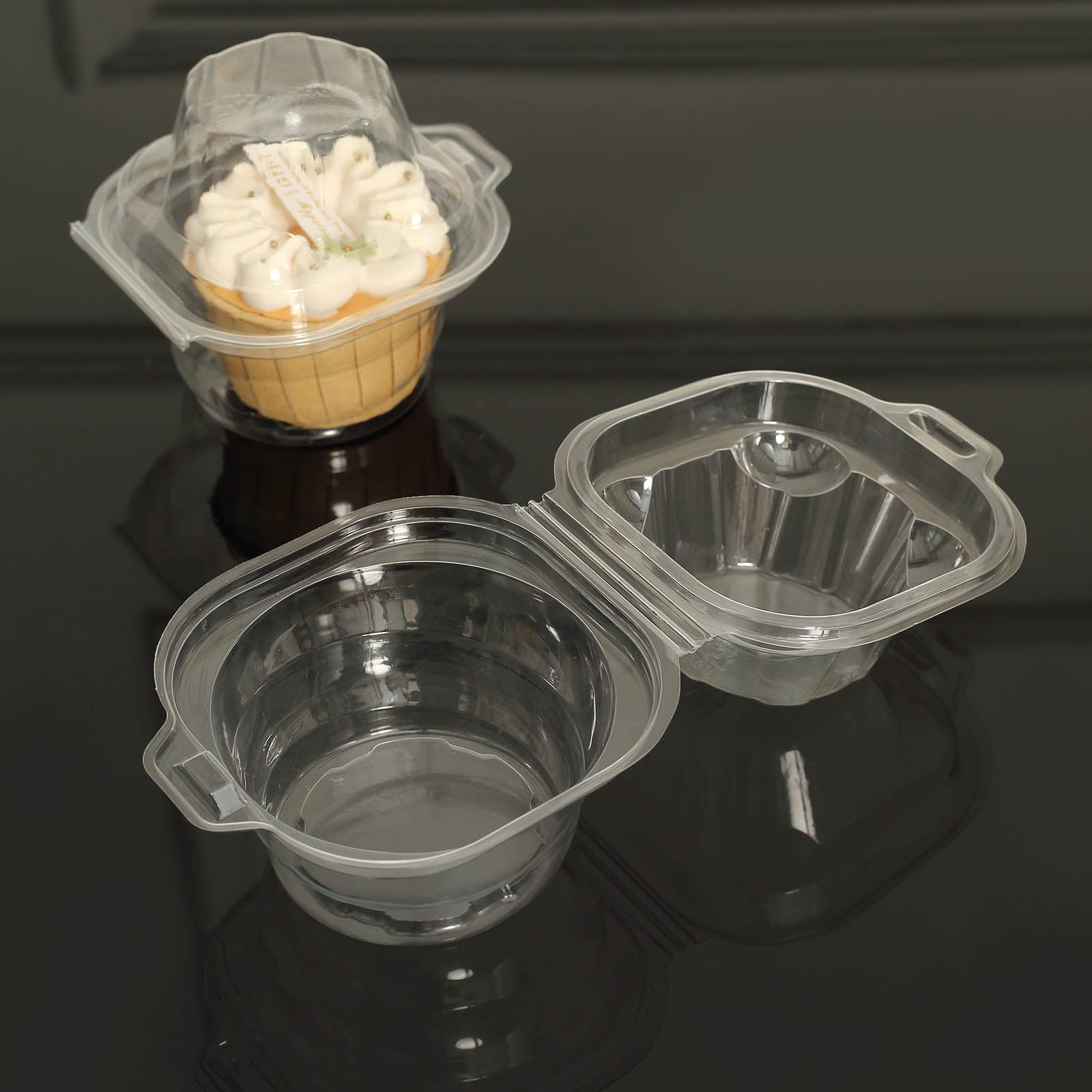 Efavormart 50 Pack | Clear / Gold Square Mini Plastic Dessert Party Favor  Boxes, Cupcake Muffin Food Containers - 4X4X2.5