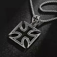 thumbnail image 2 of Collar con colgante de cruz de Malta de esmalte negro, caballero templario y cruz de caballero., 2 of 5