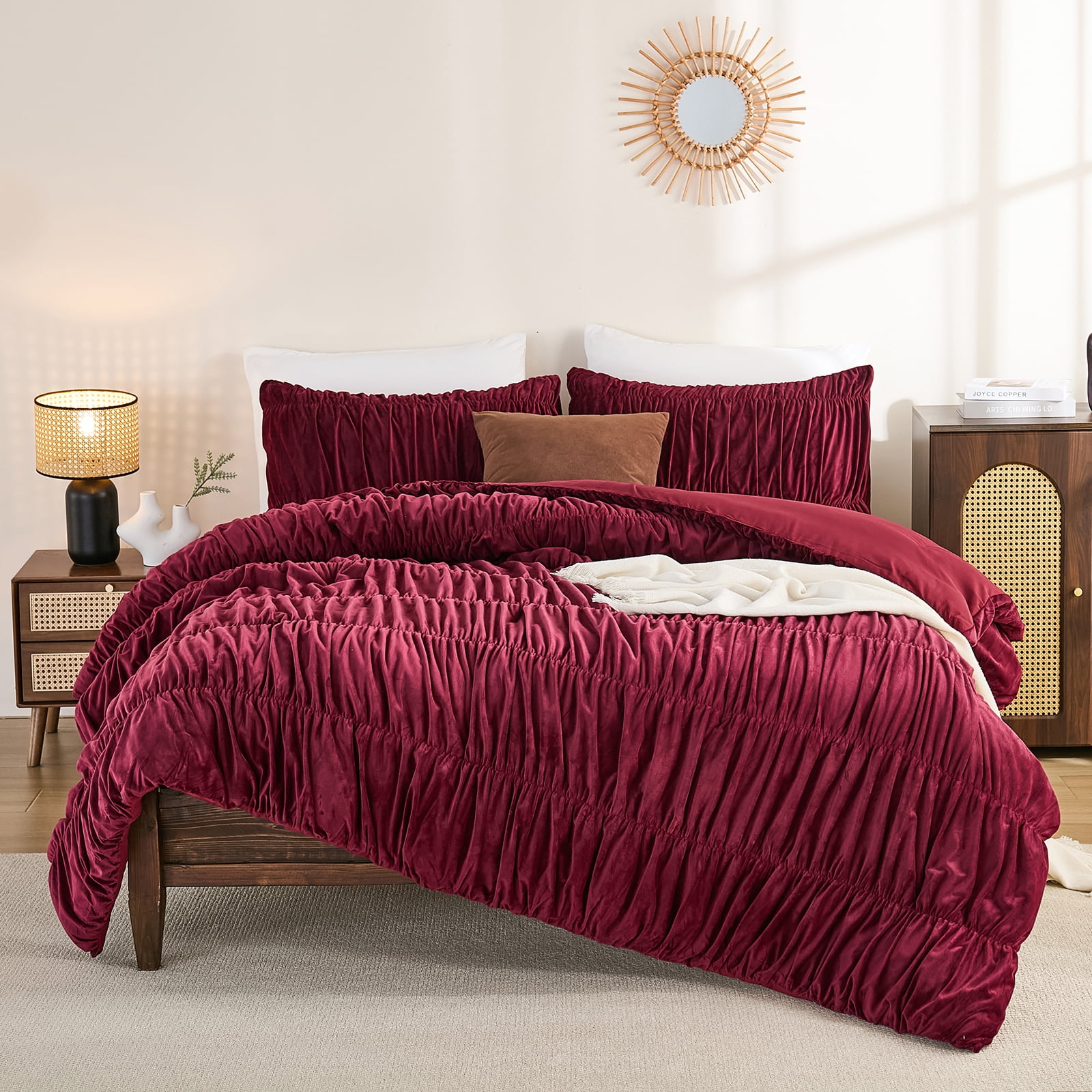 Luxury Velvet Comforter Set Queen Size,Boho Shabby Chic Ruched Bedding Comforter,Aesthetic Vintage Bedding Fluffy Ruffle Comforter Set,Ultra Soft Velvet Chenille Quilt Set,Vintage Ruffled Velvet Plus