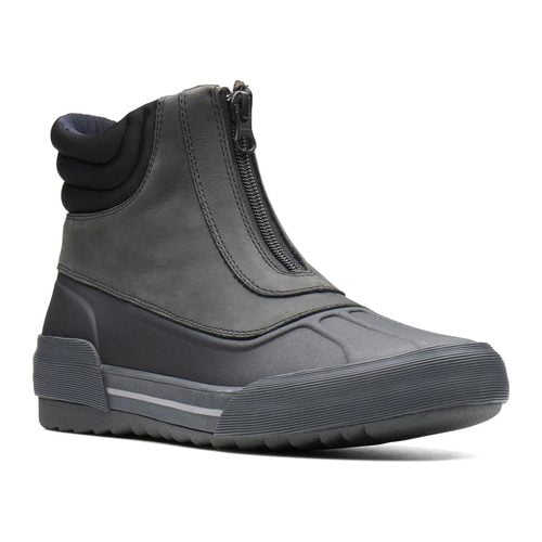 gilby cherry snow boot, black leather 