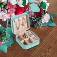 thumbnail image 3 of Xihbxyly Organizador de Pendientes, Joyero de Franela, con Múltiples Compartimentos para Guardar Anillos, Asa de Cinta, Ideal para Pulseras, Pendientes, Relojes, Regalo para Adultos, Disponible En Va, 3 of 6