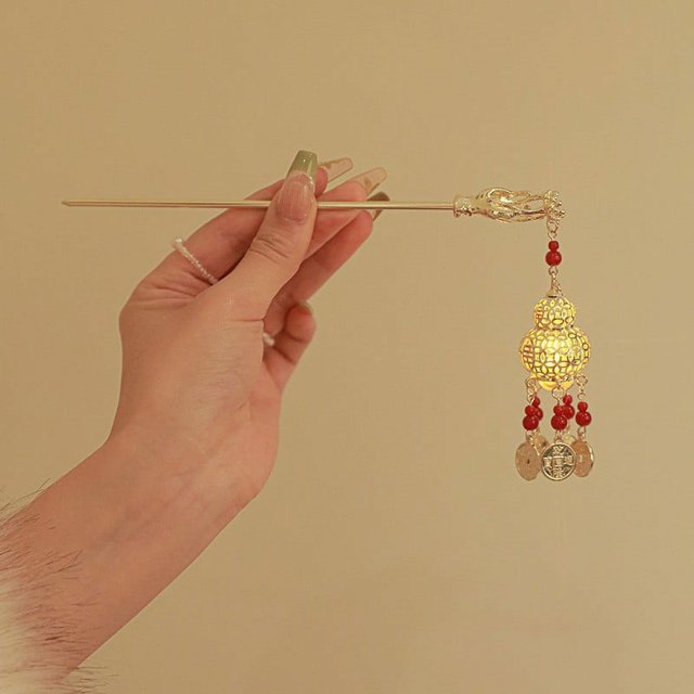 Horquilla de borla hueca para lámpara de palacio luminoso, palillos, accesorios Hanfu, horquilla de metal para tocado
