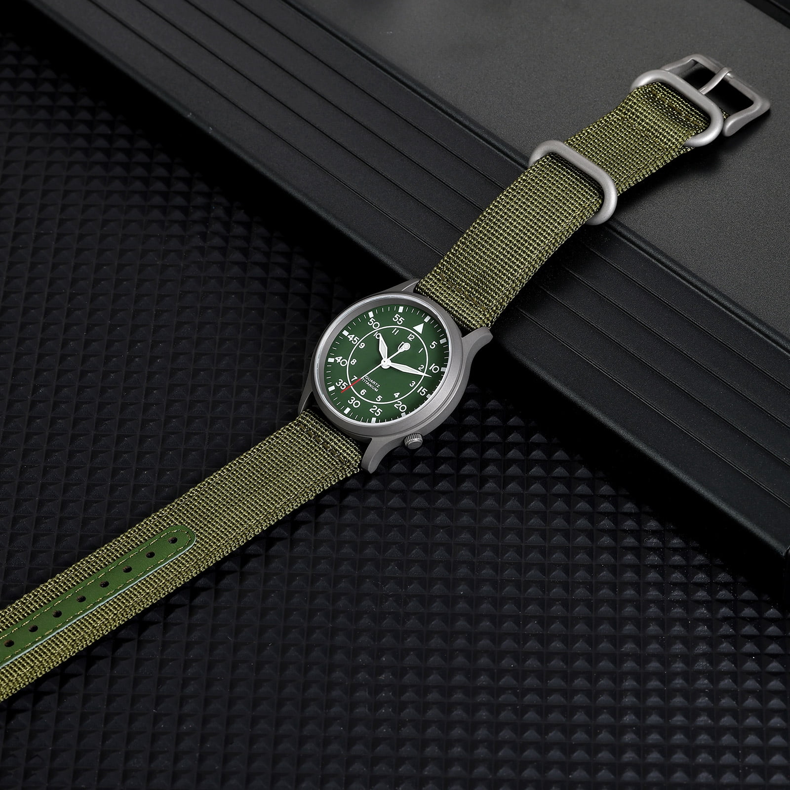 BERNY Titanium Watches for Men, Sport Military Men Watch with Canvas Strap, Japanese Quartz Movement, Super Luminous, Fashion Men's Field Watch, Casual 5ATM Waterproof Army Wristwatch, Green