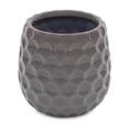 thumbnail image 2 of Maceta de Cerámica Gris de Cheung con Patrón Texturizado Hexagonal, 2 of 3