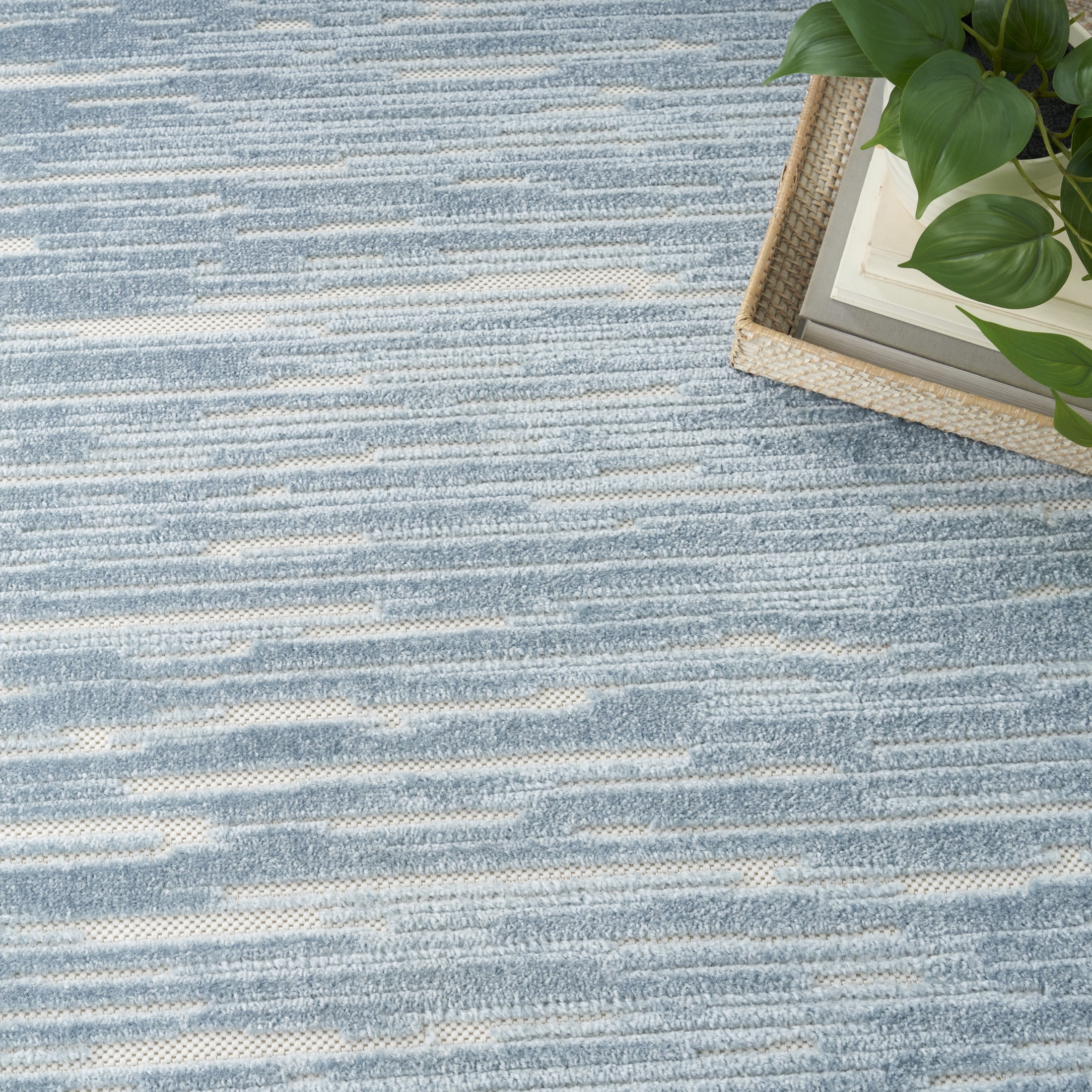 Nourison Casual 5'3" x 7' Blue Modern Indoor Rug