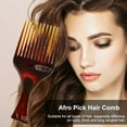thumbnail image 3 of Peine para Estilo Masculino de Alta Calidad - Herramienta de Peinado Diario para Cabello Graso y Rizado - Diseño Ergonómico con Agujero para Colgar - Dientes Extra Anchos para Desenredar y Dar, 3 of 7