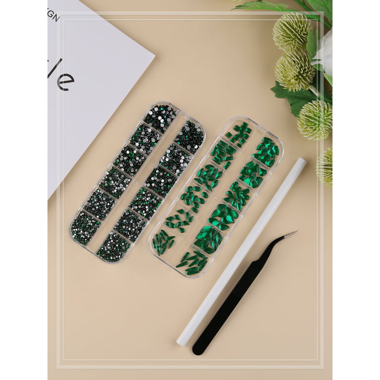  3120 Pcs Green Gems Nail Art Rhinestone Kit EBANKU Emerald Green  Rhinestones Nail Art Crystal Flatback Nail Diamond Jewels with Tweezers and  Drill Pen for Valentine's Nails Faces Eyes Makeup Crafts 