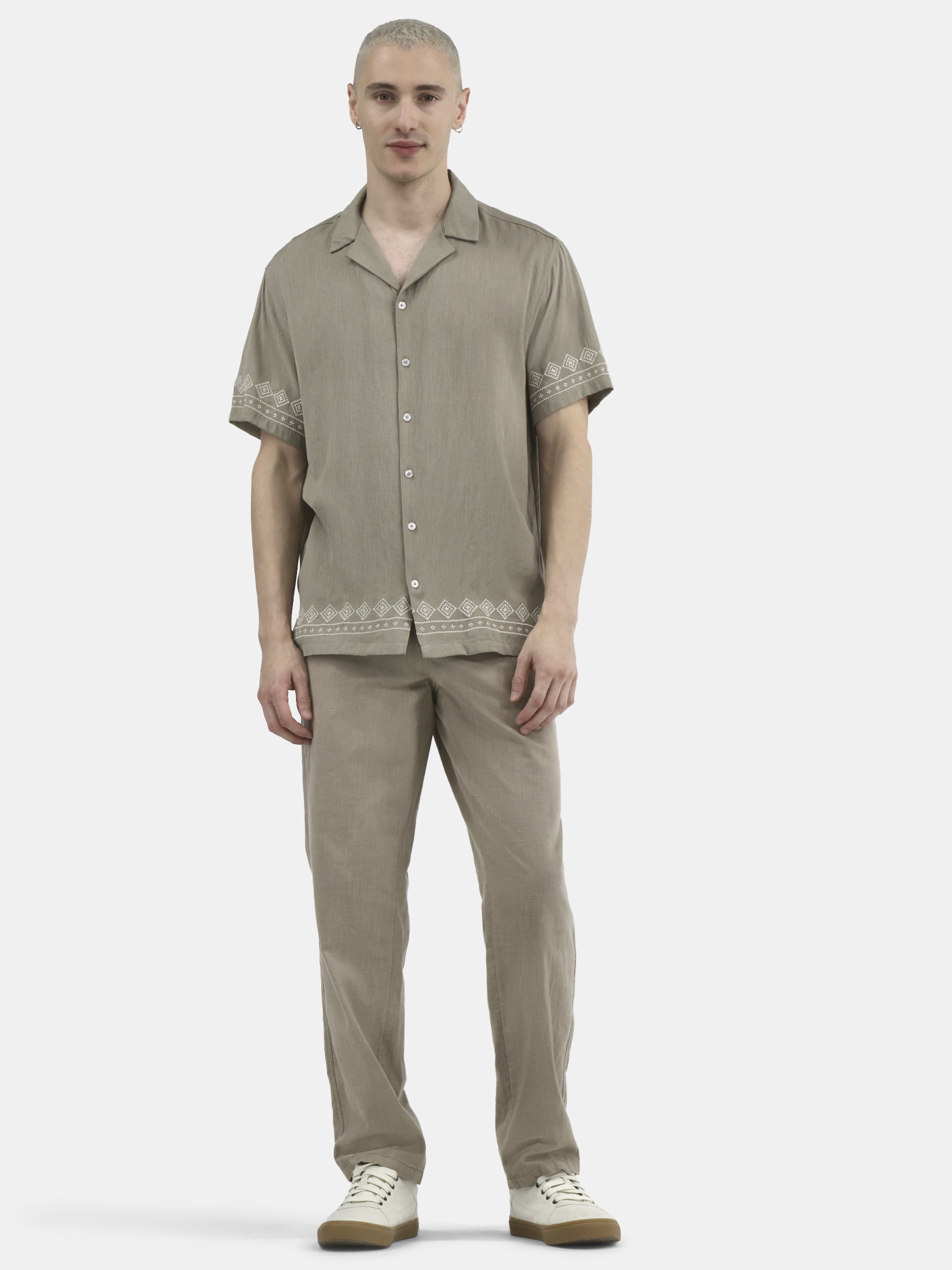 No Boundaries Men's & Big Men's Button Down Embroidered Hem Summer Shirt, Sizes XS-5XL