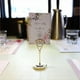 thumbnail image 2 of 12 Portatarjetas de Mesa Premium Dorados, Base con Peso, Elegante Diseño de Clip para Eventos., 2 of 5