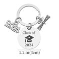 thumbnail image 5 of Llavero de acero inoxidable con colgante circular, regalo de temporada de graduación 2024, llavero de metal con caracteres grabados, 5 of 5