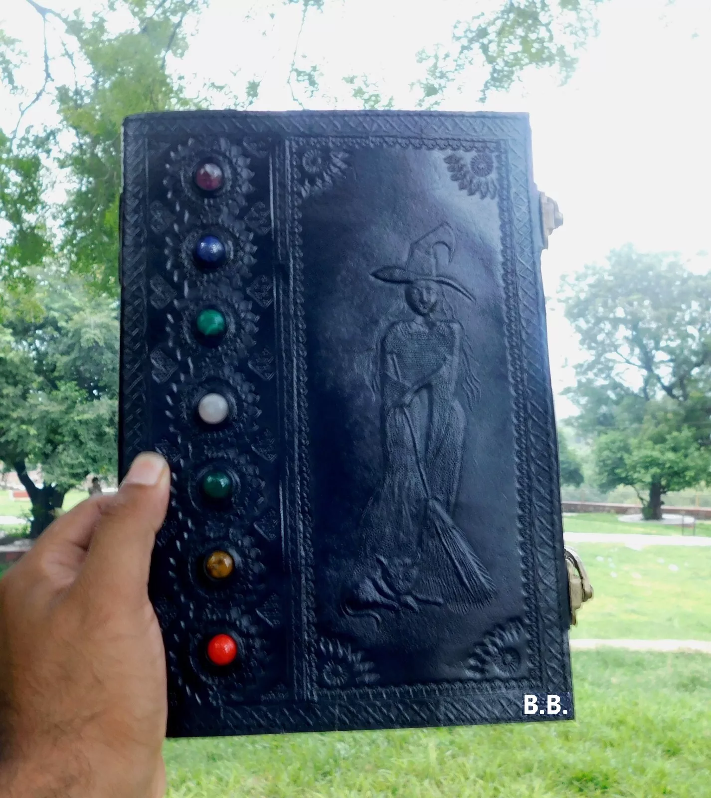 Handcrafted Embossed Witch Design Vintage Leather Bound Journal Seven Stone Grimoire Diary Blank Notebook For Men & Women
