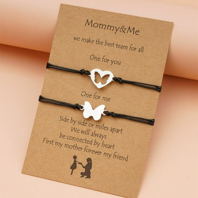 Juego de 2 pulseras para madre e hija para el primer día de clases, pulseras de deseos a juego con dijes de corazón de mamá y yo con tarjetas de poemas, regalos para cumpleaños de mamá, día de Acción de Gracias, Navidad oso de fresa Electrónica