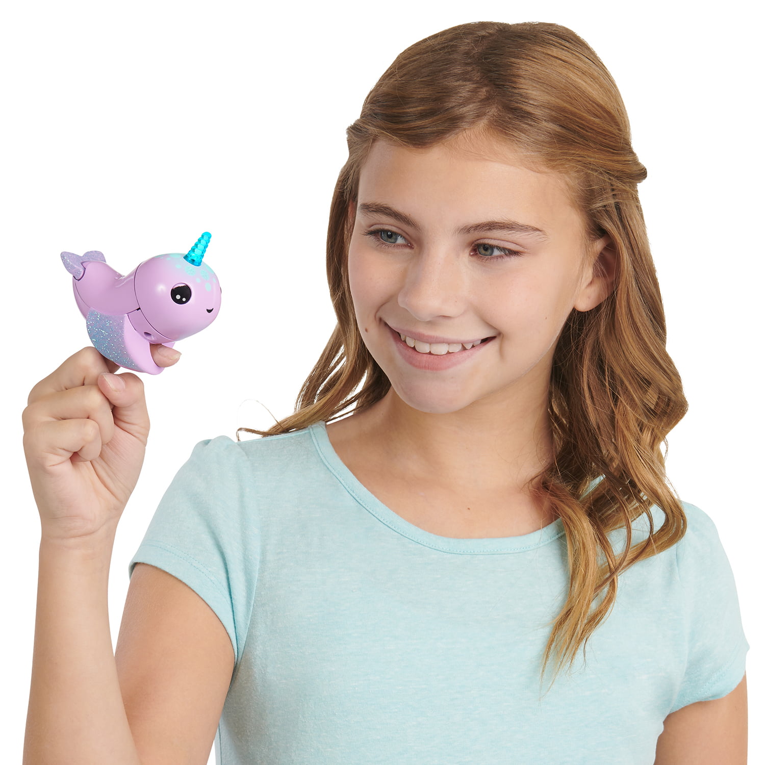 New Sounds FINGERLINGS BABY NARWHAL NELLY Purple Blue Glitter Light Up 40 