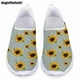 thumbnail image 1 of Nuestras zapatillas para correr están hechas de material EVA de alta calidad como suela. Adopta el diseño de malla superior, que puede ampliar las características agradables para la piel y transpirabl, 1 of 5