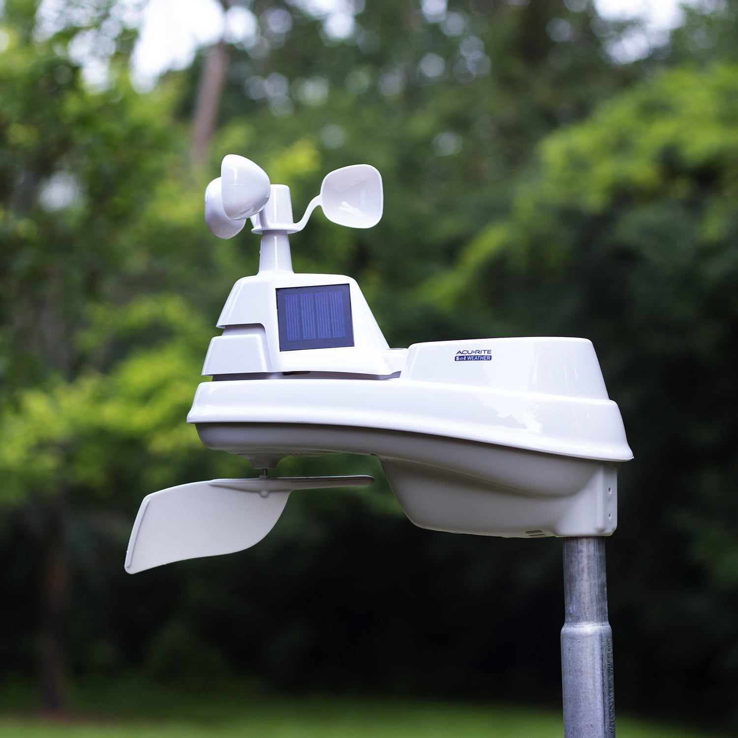 AcuRite Iris® (5-in-1) Wireless Weather Station with Wi-Fi Display, Indoor/Outdoor Temperature, Humidity, Wind, Rain (01527MCB)