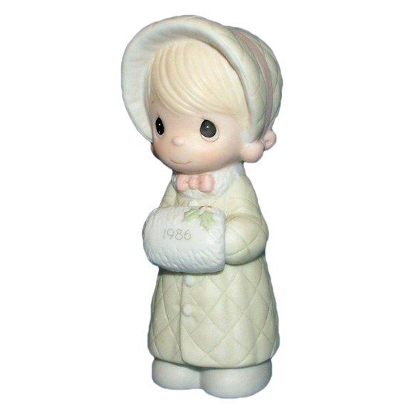 Precious Moments Figurine: 102342 Wishing You a Cozy Christmas (4.5") Dated
