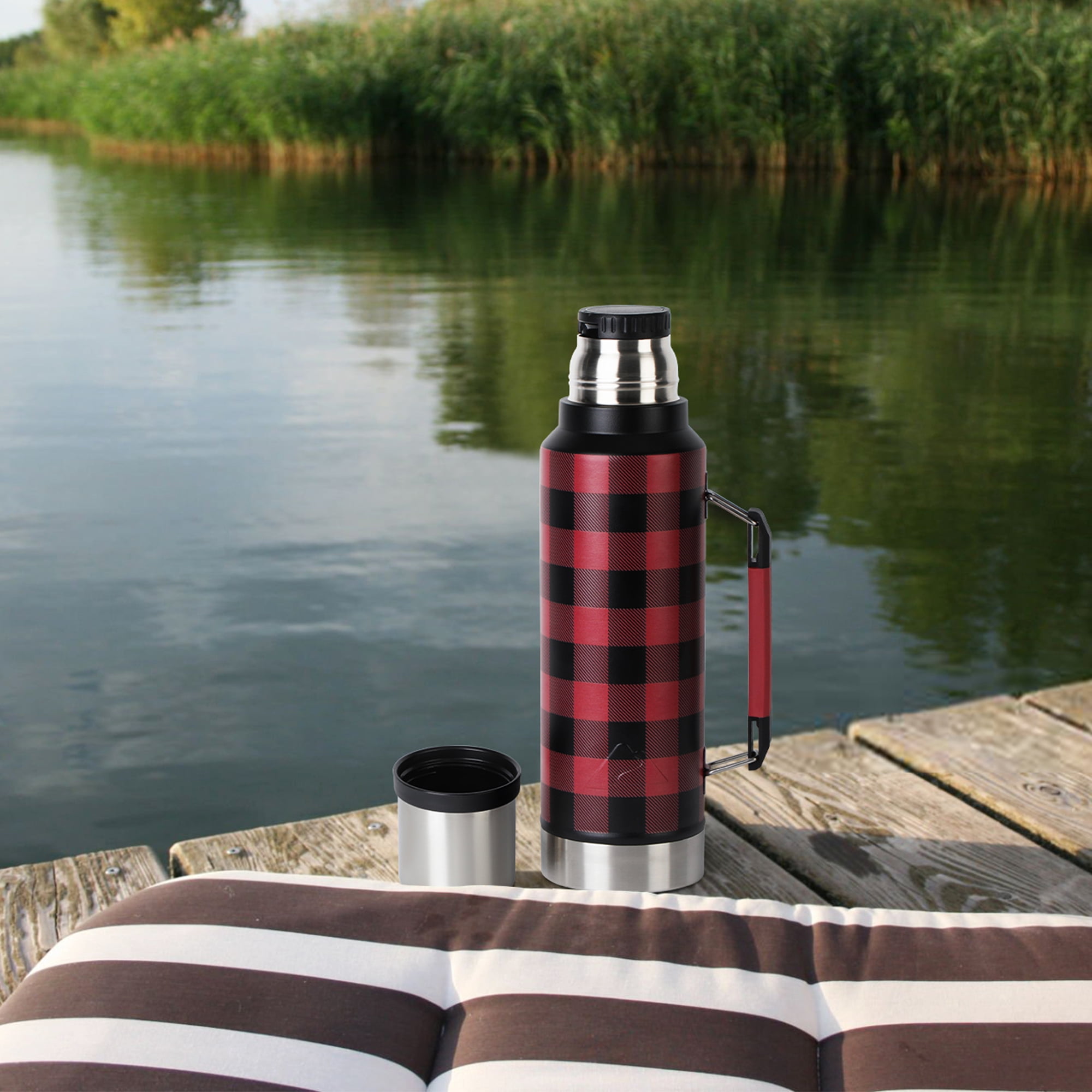 Ozark Trail 1.5 qt Water Bottle, Buffalo Plaid
