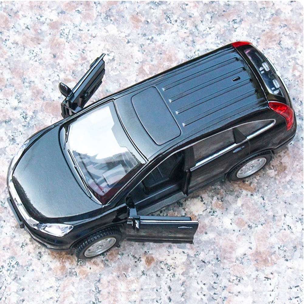 1: 32 is suitable for Honda CRV alloy die-casting car models, with sound and light return function. Boy's toy car birthday gift.