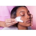 thumbnail image 2 of Masajeador facial Skin Gym Rose Quartz Sculpty Heart Gua Sha, 2 of 6