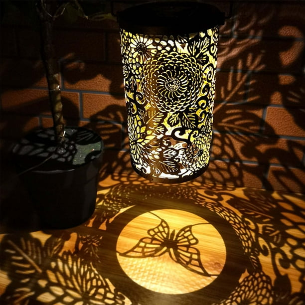 Faroles solares colgantes de metal para exteriores, luces LED solares para jardín | Luces decorativas de hierro dorado ahuecadas para patio, resistentes a la intemperie IP55, para porche, terraza o