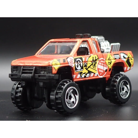 Open Box NISSAN HARDBODY 4X4 PICKUP TRUCK ORANGE 1:64 SCALE DIORAMA DIECAST MODEL CAR