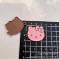 thumbnail image 4 of Accesorios de aleación con dibujos animados de Hello Kitty rosa para niños, divertidos, para teléfono, con parche grande en blanco y negro, 4 of 5