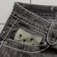 thumbnail image 5 of Pantalones vaqueros Y2K para hombre, novedad, pantalones cortos vaqueros holgados con bordado gótico de gran tamaño, pantalones cortos informales populares Retro Harajuku para hombre, ropa de calle, 5 of 5