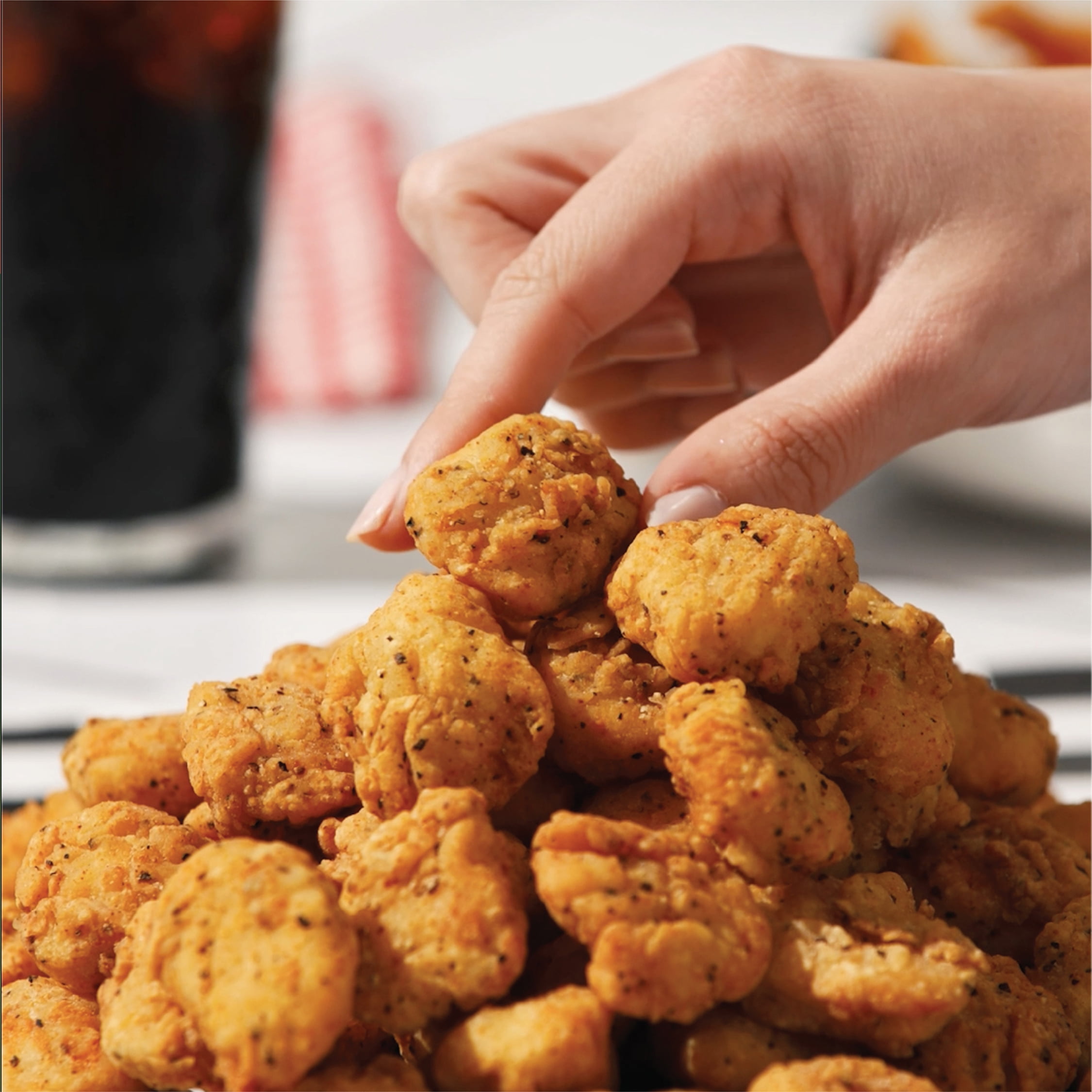 Checkers Rally's Fully Cooked Seasoned Chicken Bites, Frozen, 28oz